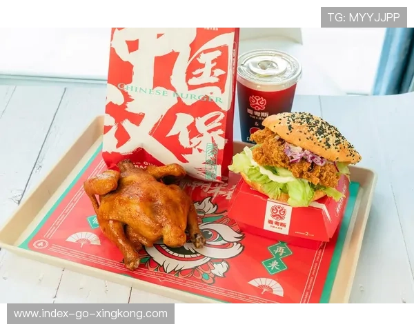 汉堡靠边路配合不断放大攻势，带来进攻新风潮