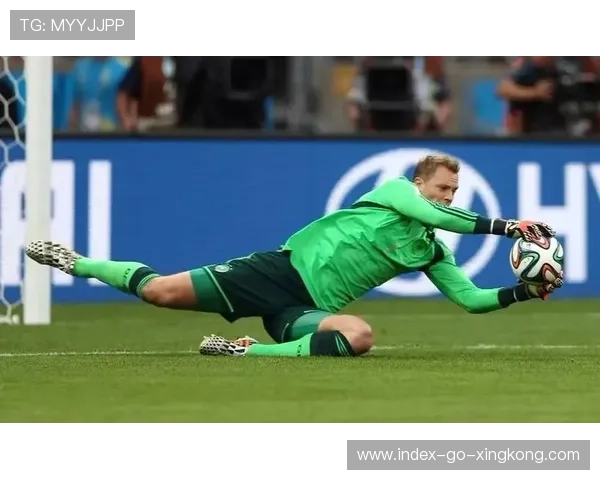 本菲卡盯内马尔式技巧：打造完美防线的秘密武器